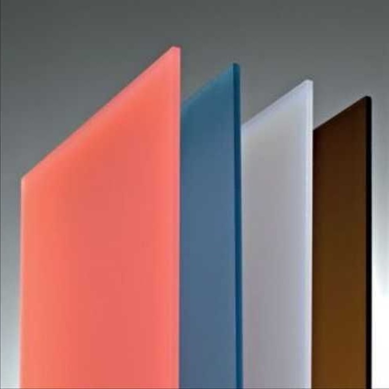 Lire la suite à propos de l’article Utilisations  du Plexiglass à la Maison